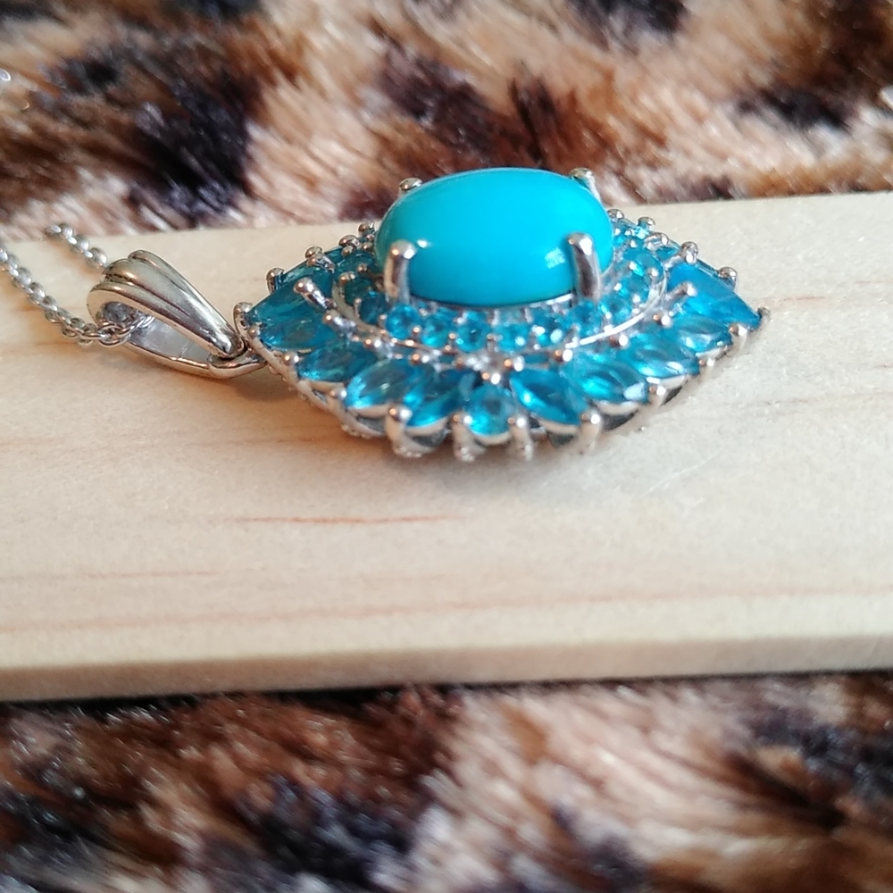 NATURAL ARIZONA SLEEPING BEAUTY TURQUOISE & NEON APATITE NECKLACE - Picture 4 of 9
